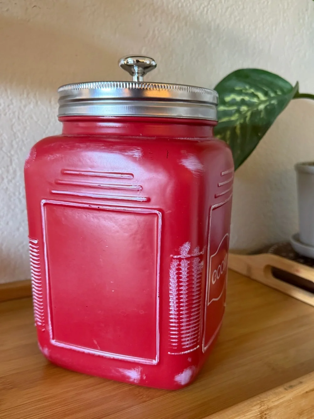 RED COOKIE JAR 9